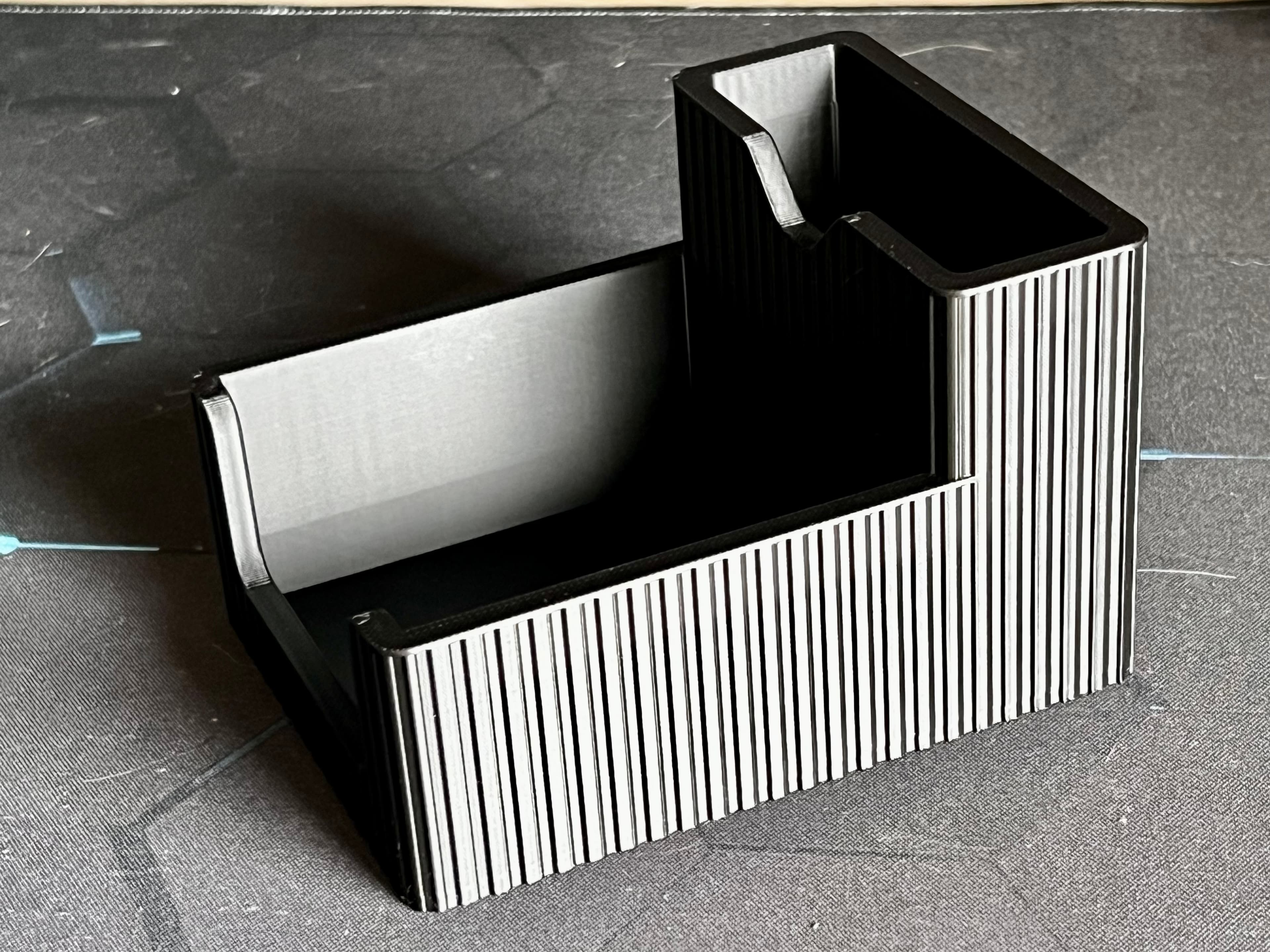 Pen and sticky note Organizer 1